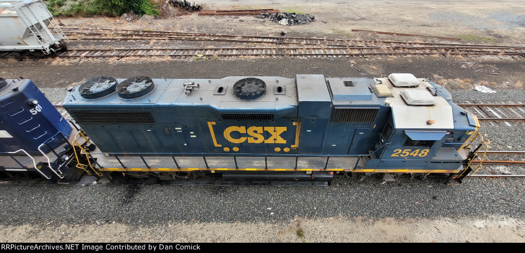 CSXT 2548